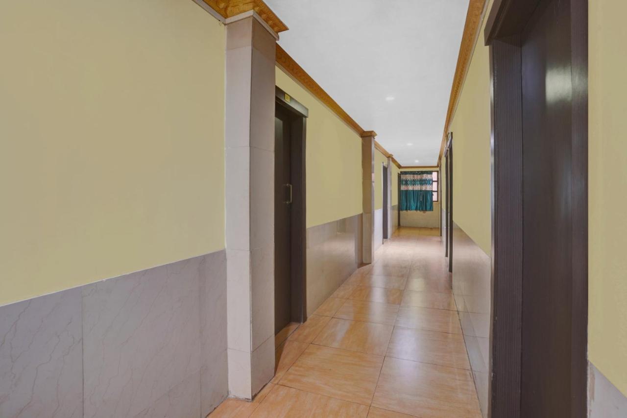 Spot On 81122 Alfa Lodge Βομβάη Εξωτερικό φωτογραφία