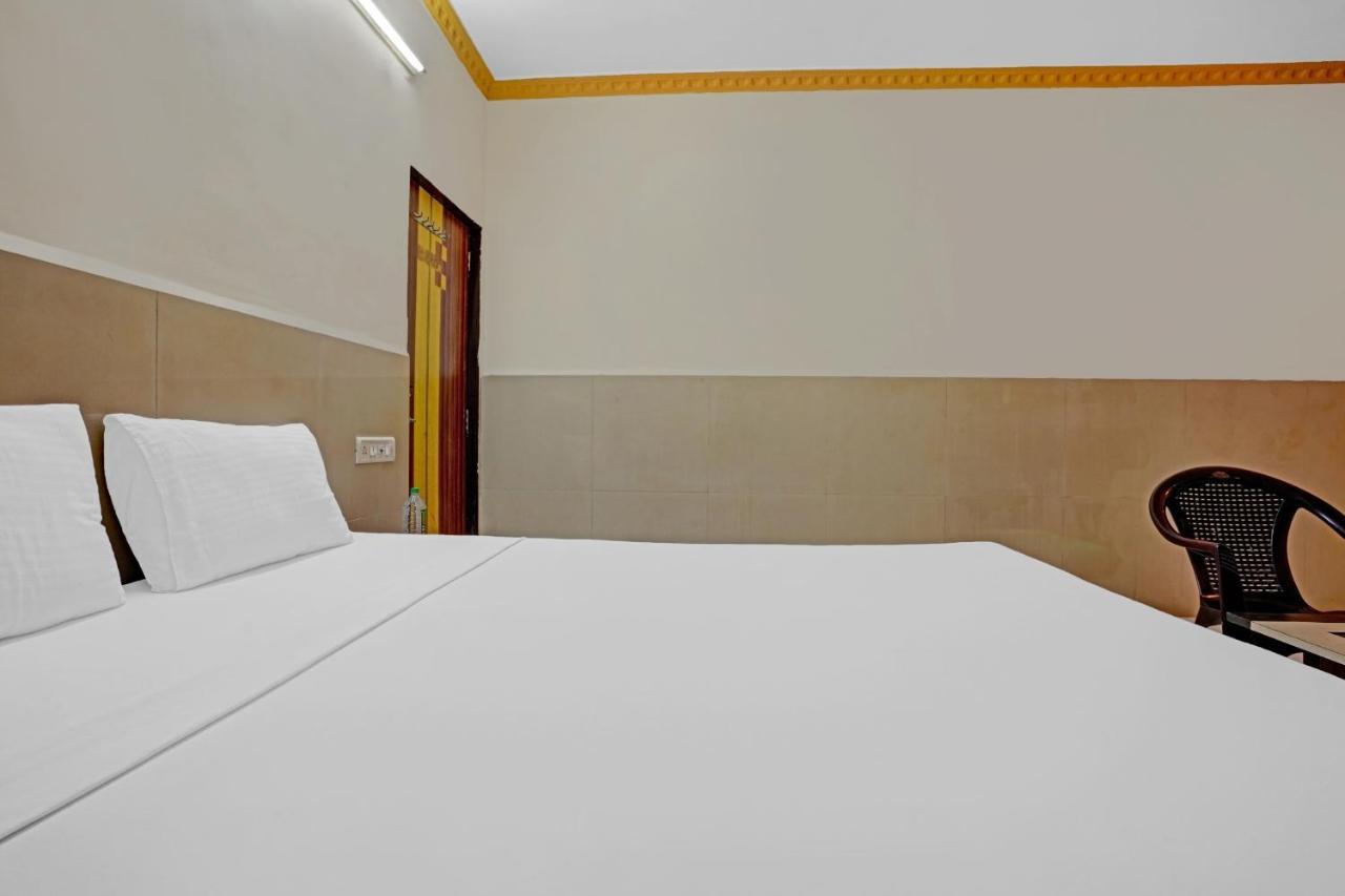 Spot On 81122 Alfa Lodge Βομβάη Εξωτερικό φωτογραφία