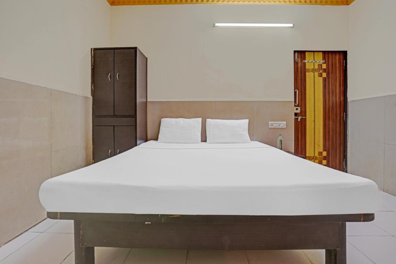 Spot On 81122 Alfa Lodge Βομβάη Εξωτερικό φωτογραφία
